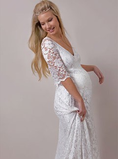 10 Designer Pregnant Wedding Dress Models To Make You Look Like A Princess (2)
