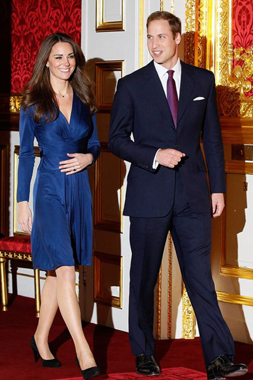 Kate-Middleton blue Royal engagement dress