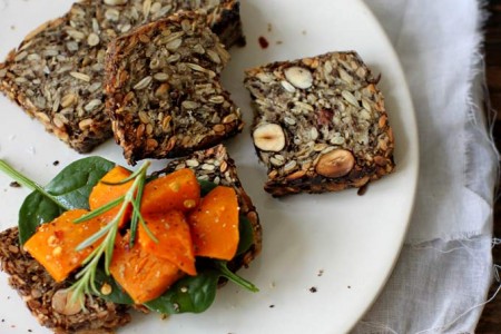My-New-Roots-Oats-seeds-hazelnuts-bread-loaf
