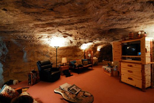 find a hotel kokopelli cave