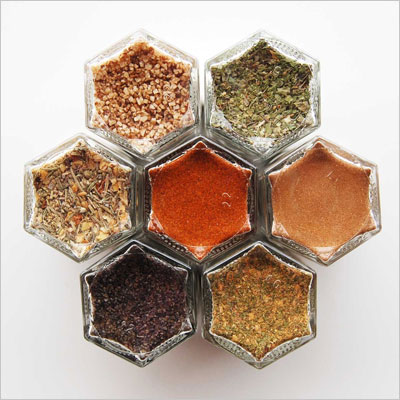 7 Magnetic Jars Organic Herbs