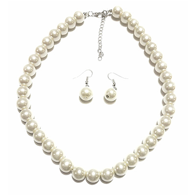 faux pearl necklace and earring set